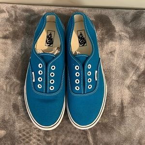 BRAND NEW KIDS VANS
